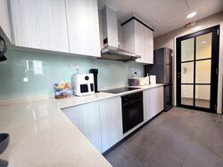 Landbay Condominium (D16), Condominium #601519621